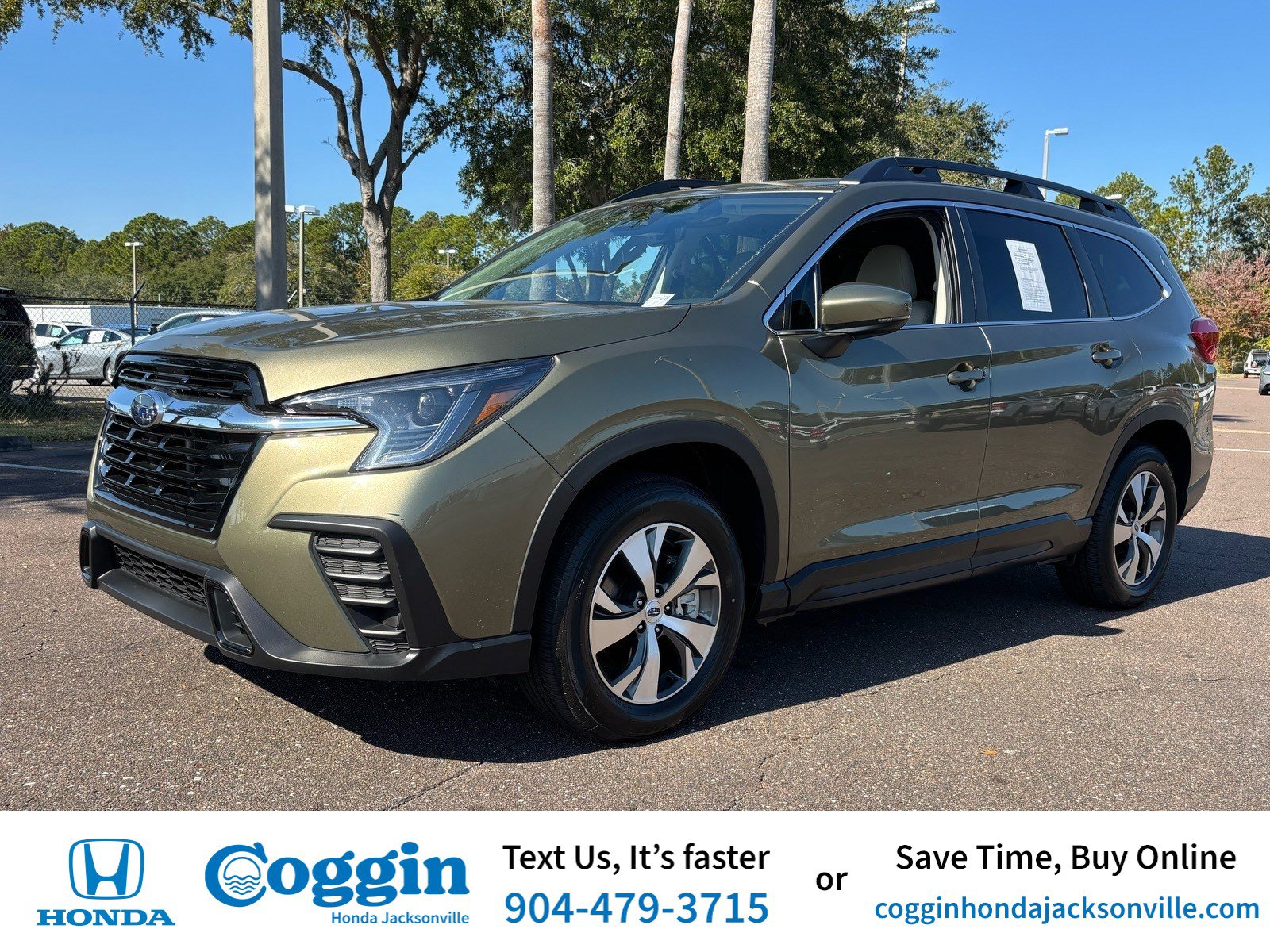 Used 2025 Subaru Ascent Premium w/ Premium Package image 1