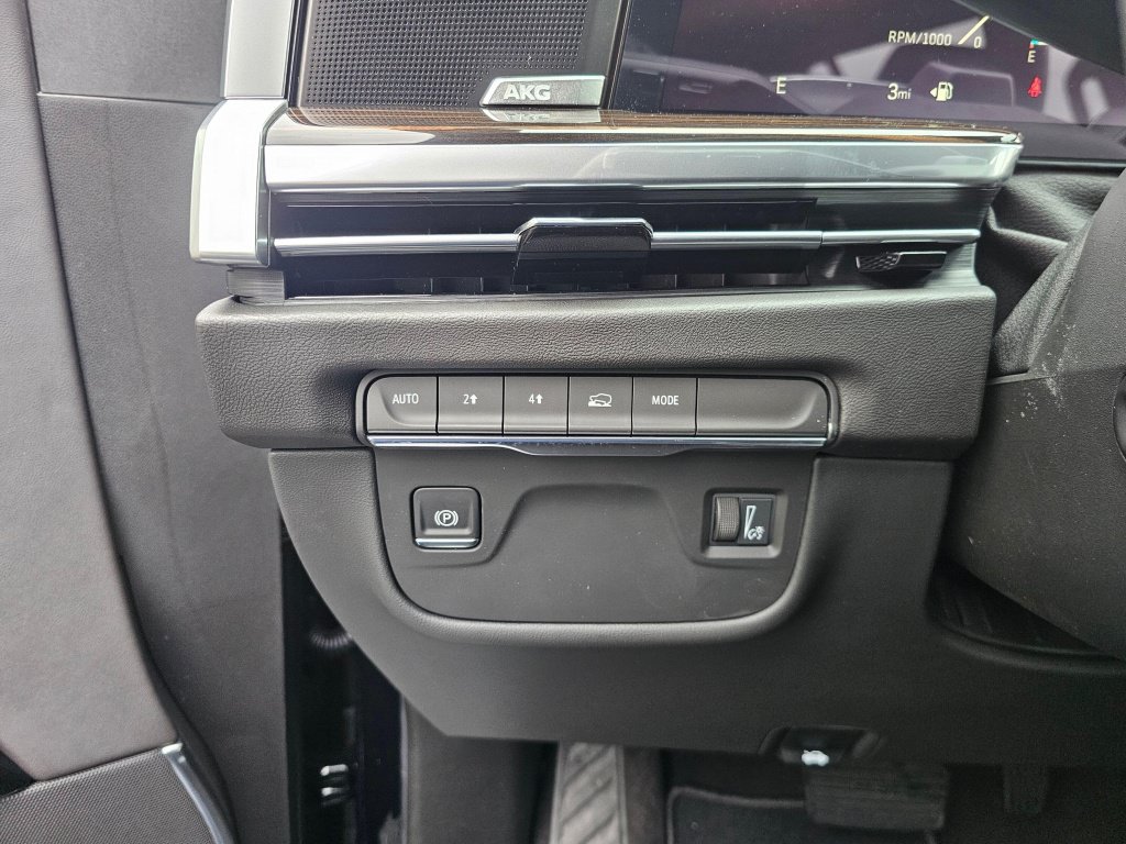 New 2026 Cadillac Escalade 4WD image 28