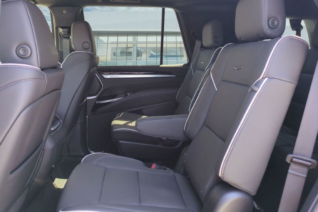 New 2026 Cadillac Escalade Sport AWD/4WD image 20