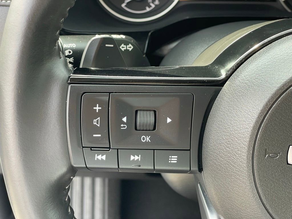 Certified 2025 Nissan Pathfinder SL image 19