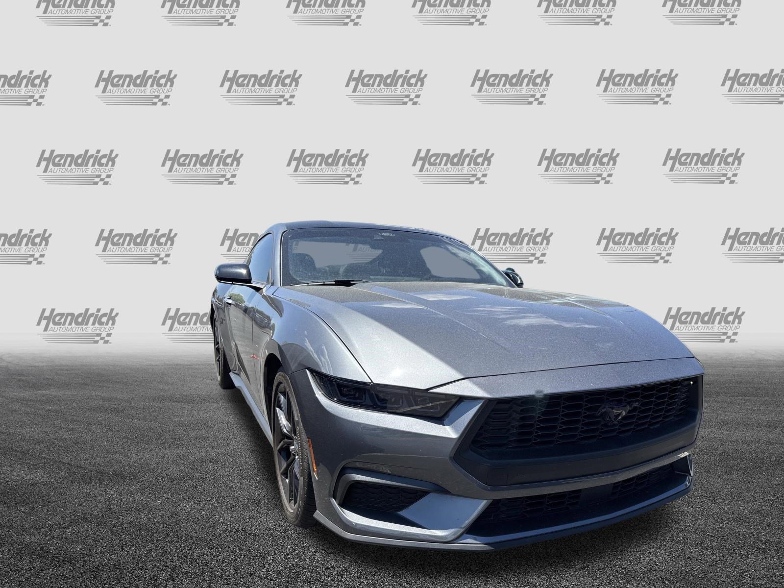 Used 2024 Ford Mustang Coupe image 6