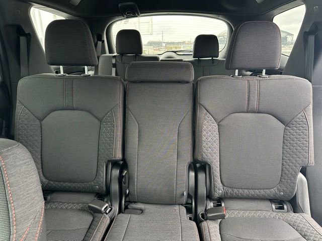 New 2026 Honda Pilot Sport image 13