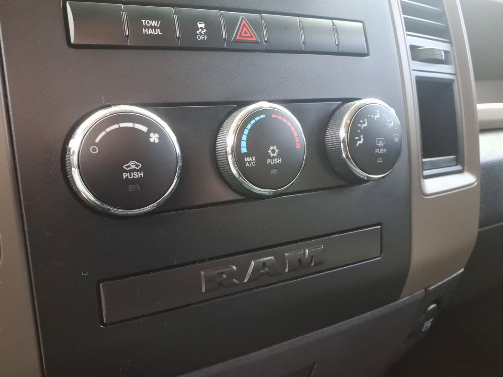 Used 2012 RAM 1500 Express AWD/4WD image 11
