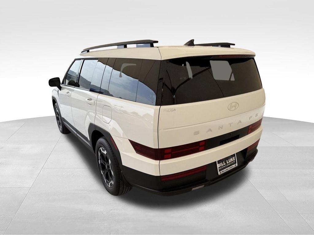 Used 2025 Hyundai Santa Fe SEL FWD image 9