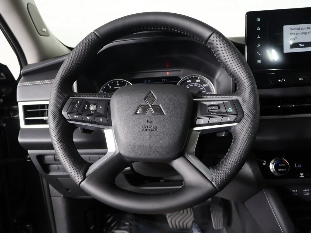 New 2026 Mitsubishi Outlander SE FWD image 38