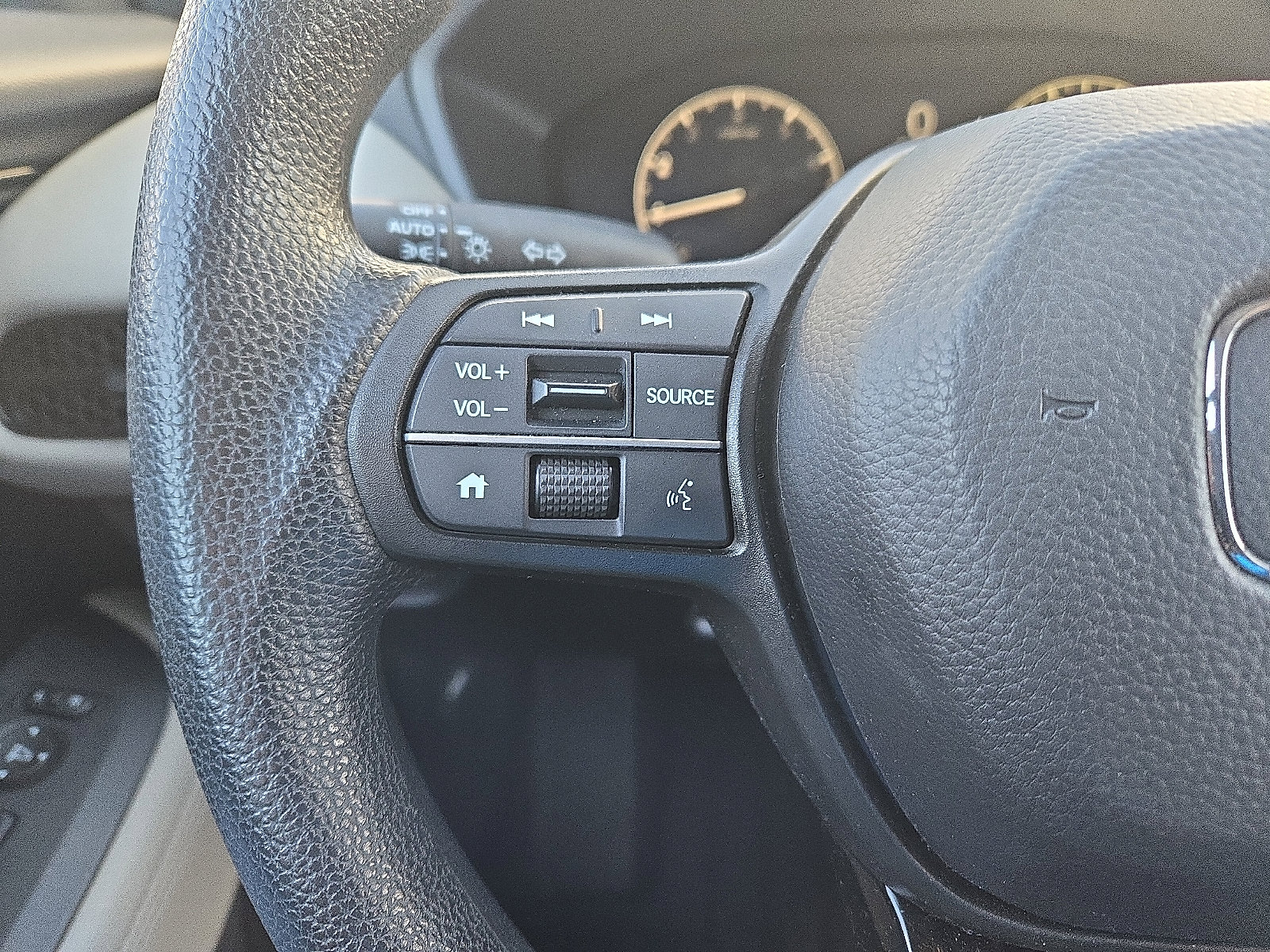 Certified 2024 Honda HR-V LX image 23