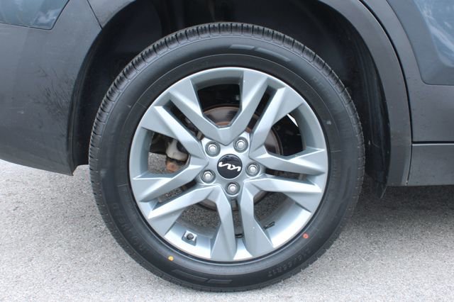 Used 2022 Kia Seltos S FWD image 37