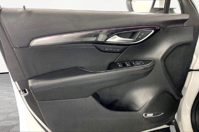 Used 2024 Buick Envision Preferred AWD/4WD image 16