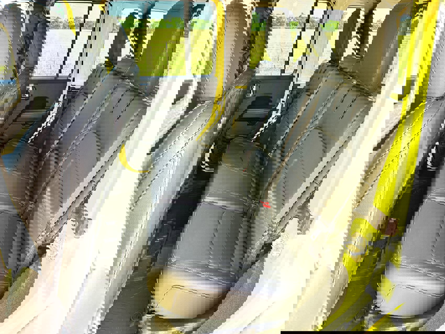 New 2023 Jeep Wrangler Sahara w/ Cold Weather Group image 22