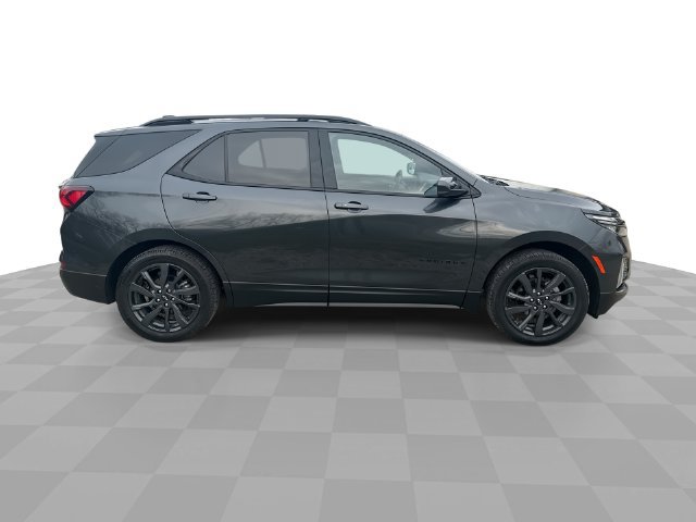 Used 2023 Chevrolet Equinox RS AWD/4WD image 10