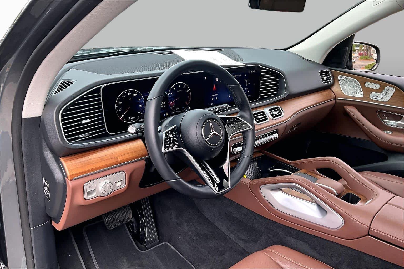 Used 2024 Mercedes-Benz GLE 350 4MATIC image 18