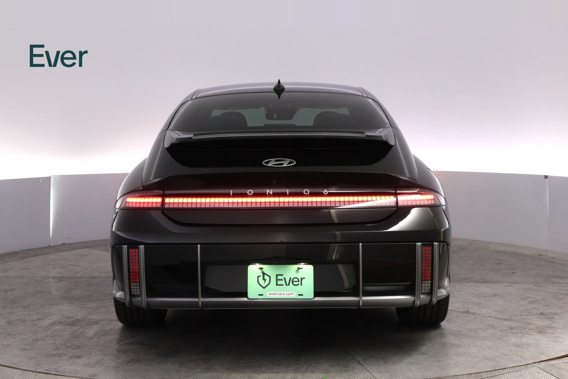 Used 2024 Hyundai Ioniq 6 Limited RWD image 15