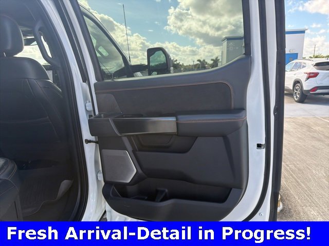 Used 2023 Ford F450 Platinum image 18