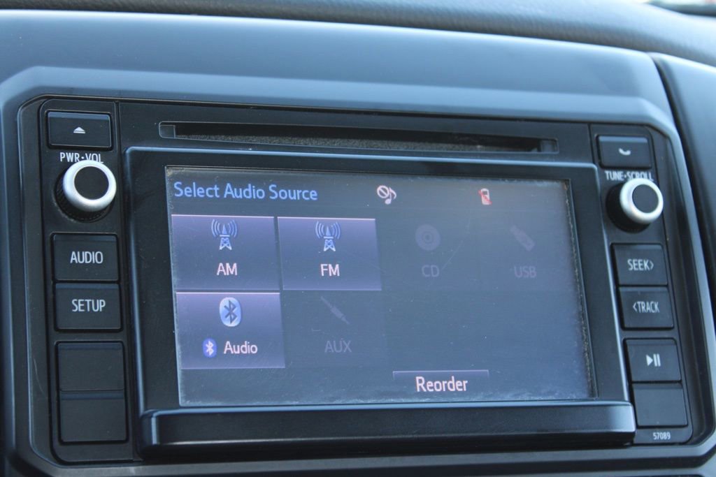 Used 2014 Toyota Tacoma Base image 21