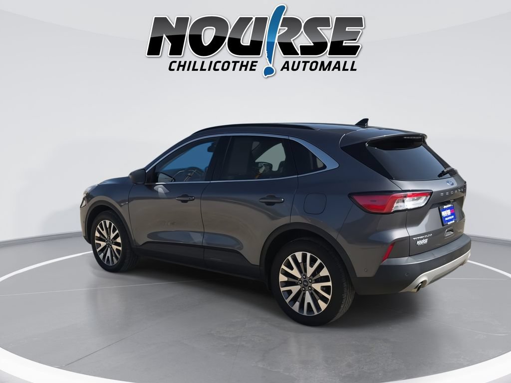 Used 2021 Ford Escape Titanium AWD/4WD image 6