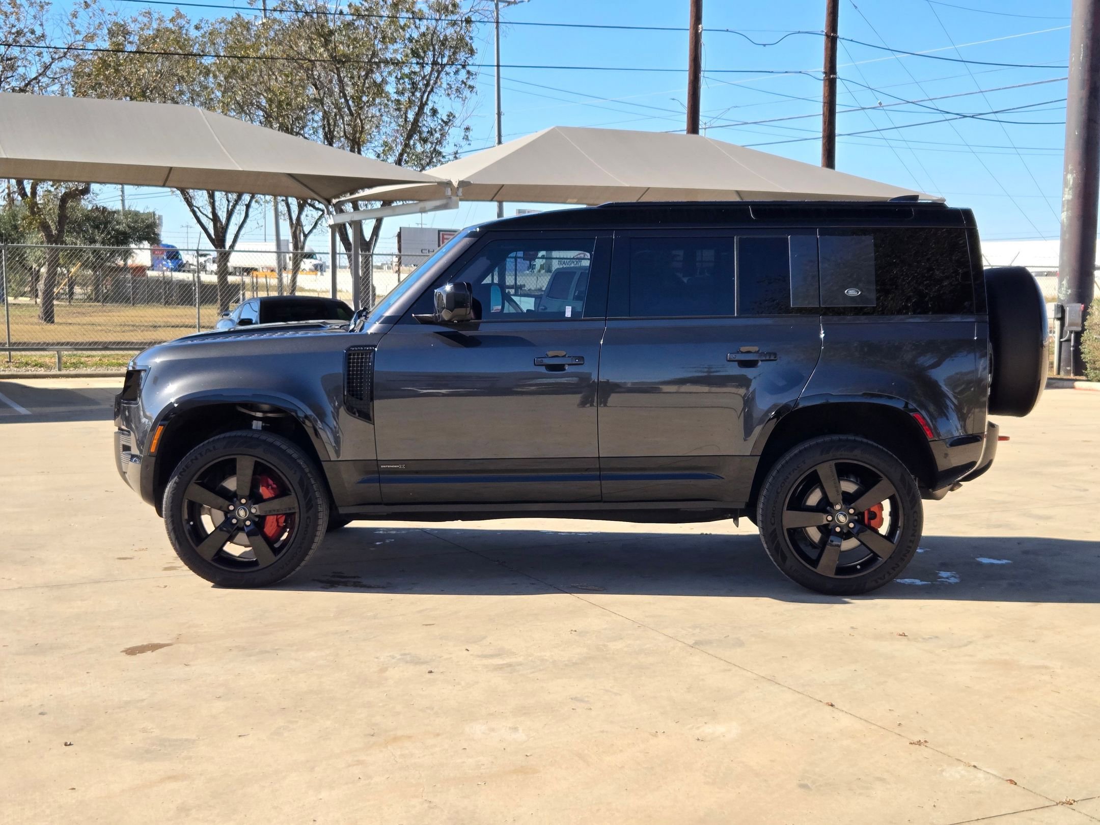 Used 2024 Land Rover Defender 110 X image 6