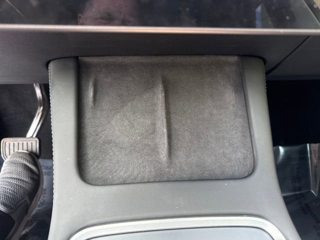 Used 2023 Tesla Model Y Long Range image 15