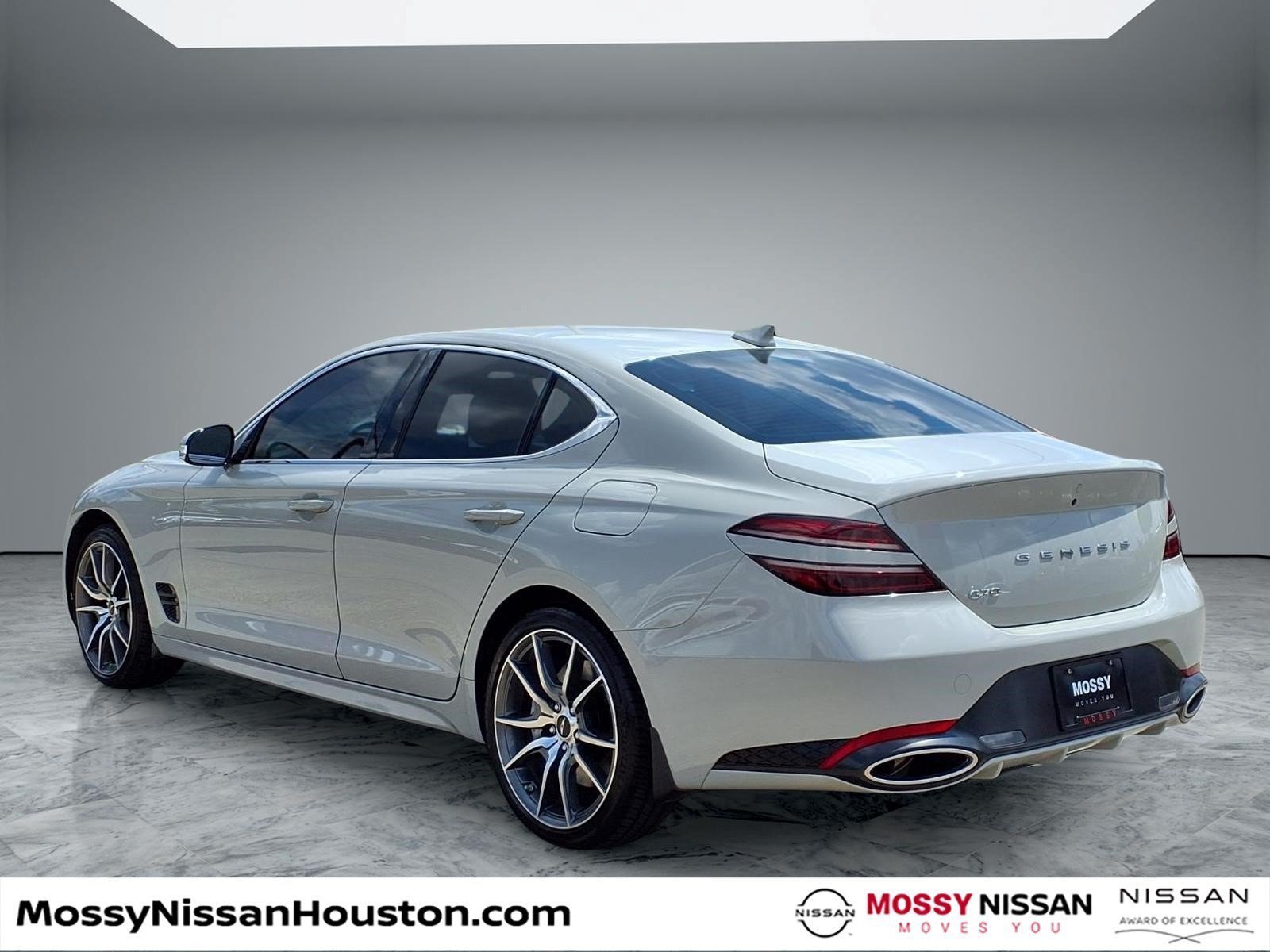 Used 2026 Genesis G70 2.5T RWD image 2