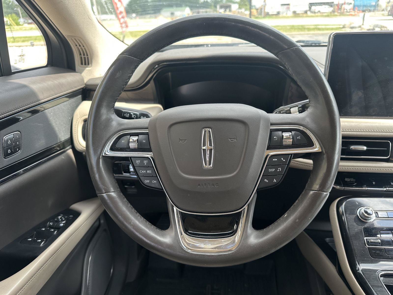 Used 2023 Lincoln Nautilus Reserve AWD/4WD image 36