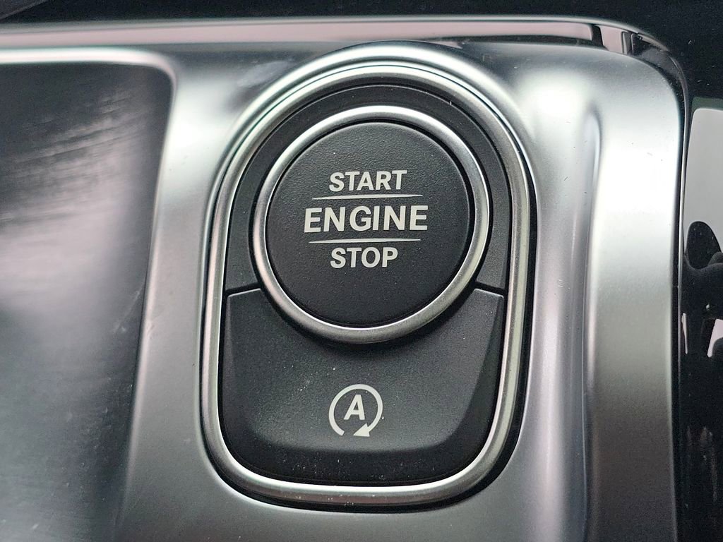 New 2026 Mercedes-Benz GLB 250 4MATIC image 36