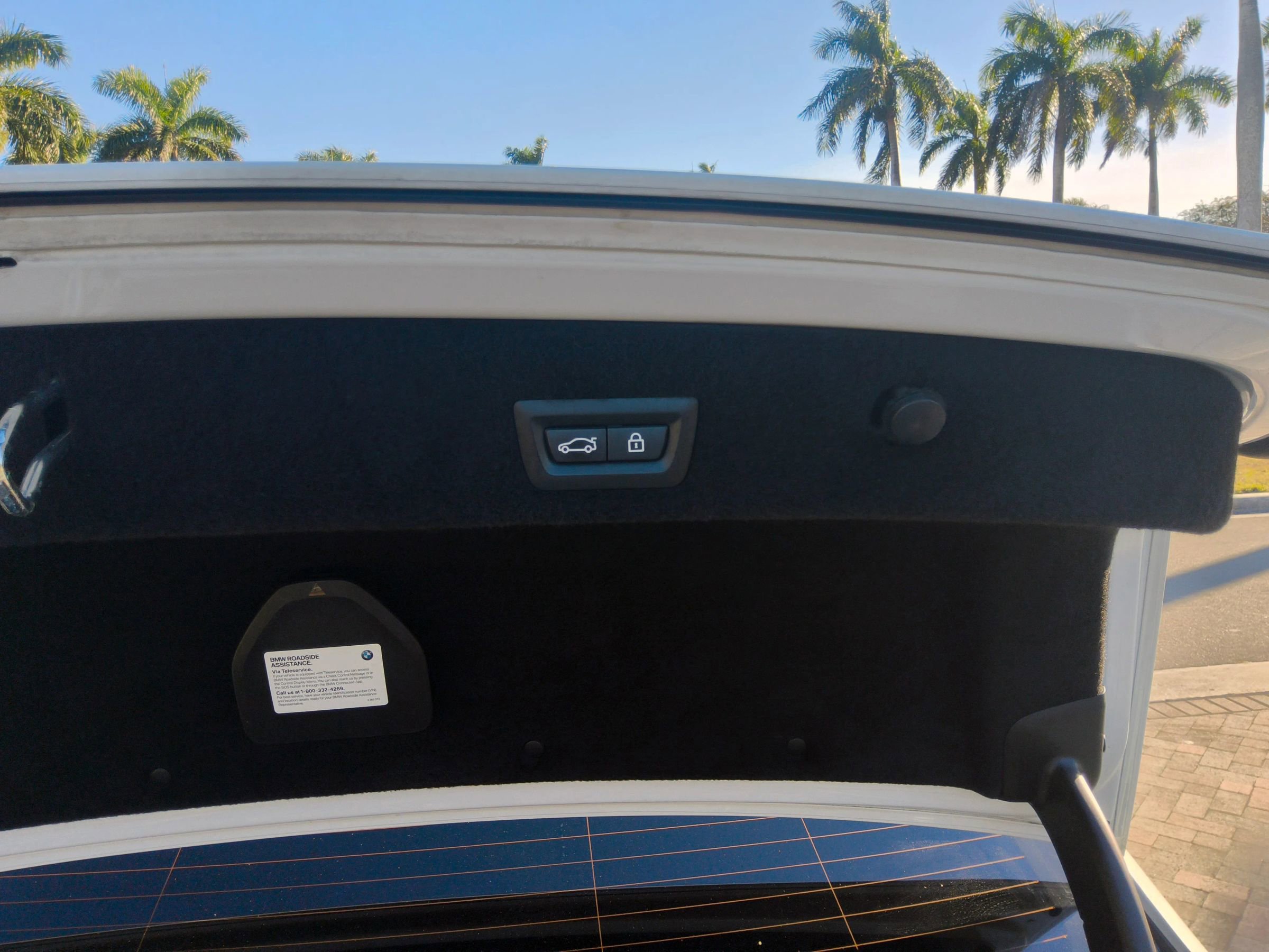 Used 2018 BMW 750i xDrive image 48