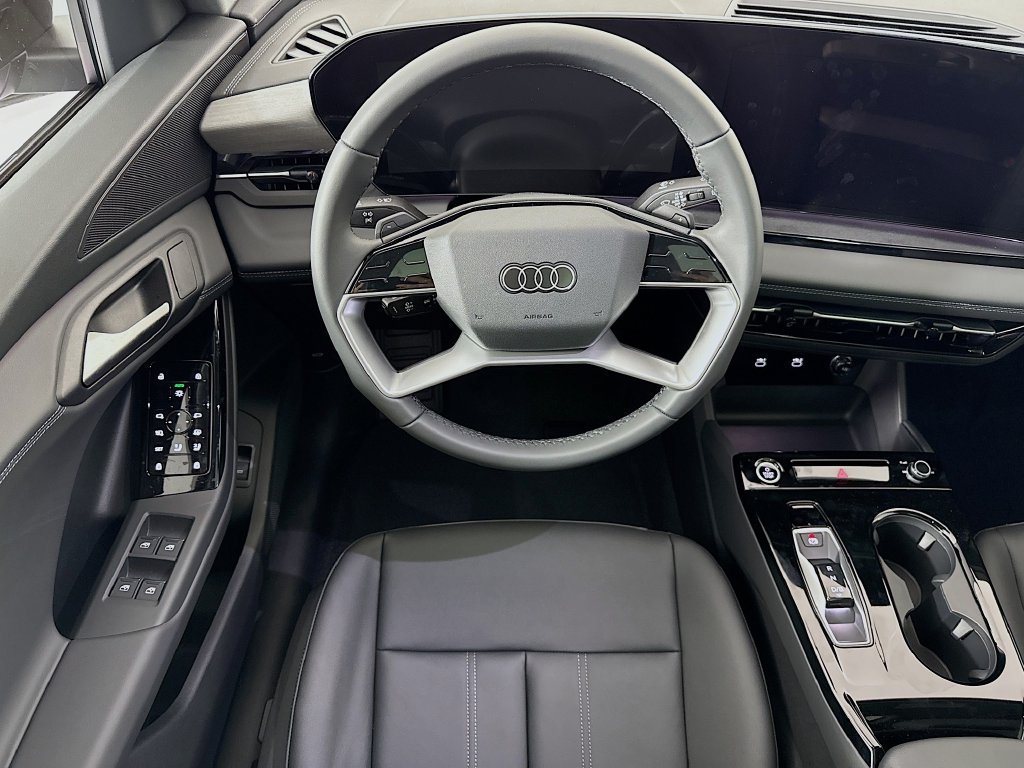 Used 2025 Audi Q6 e-tron Premium AWD/4WD image 12