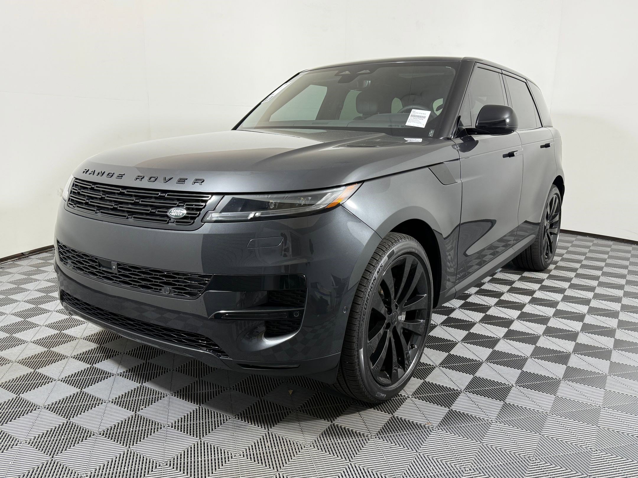 New 2026 Land Rover Range Rover Sport SE AWD/4WD image 1