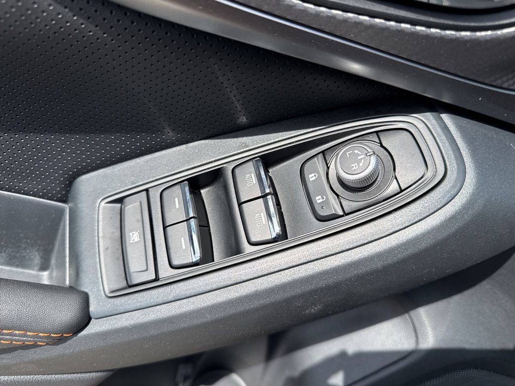 Used 2022 Subaru Crosstrek 2.5i Limited w/ Moonroof Package 1 image 26