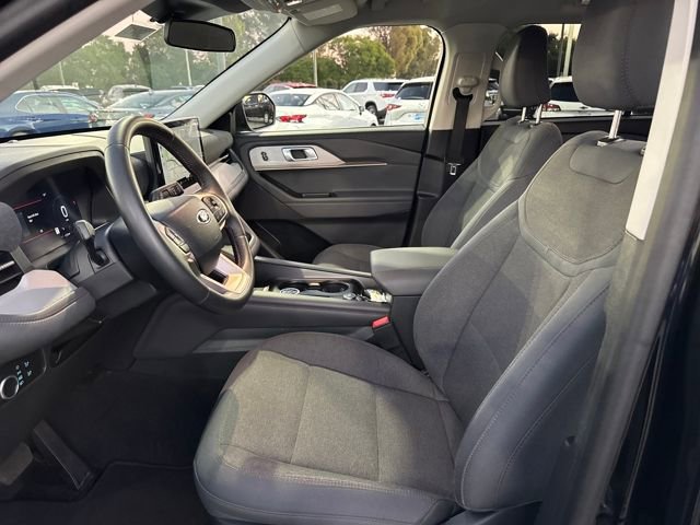 Used 2025 Ford Explorer Active image 9
