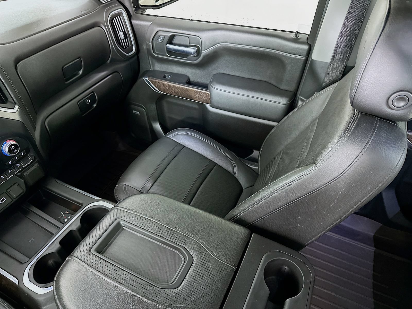 Used 2020 GMC Sierra 1500 Denali AWD/4WD image 25