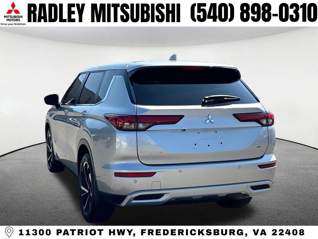 Used 2023 Mitsubishi Outlander SE FWD image 17