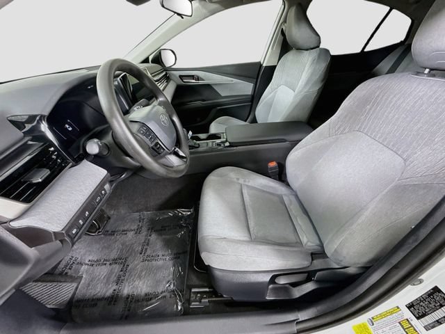Certified 2026 Toyota Camry LE FWD image 21