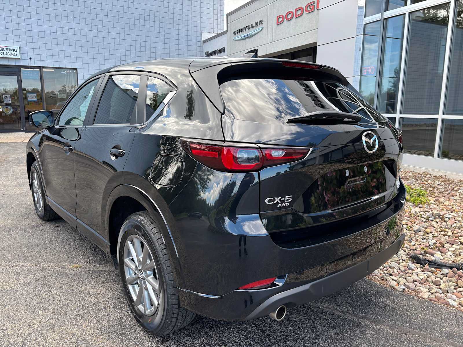 Used 2025 MAZDA CX-5 AWD 2.5 S w/ Select Package image 4