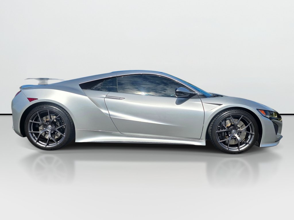 Used 2017 Acura NSX AWD/4WD image 6