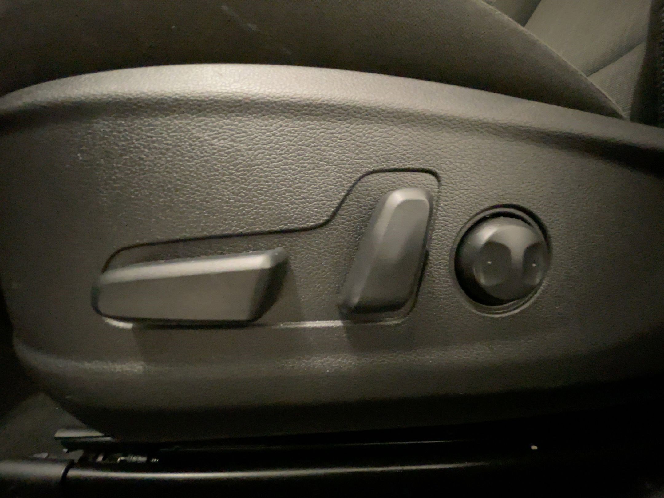 Used 2023 Hyundai Kona SEL w/ Cargo Package image 13