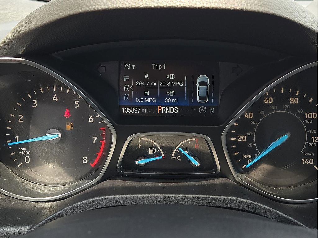 Used 2017 Ford Escape Titanium w/ Equipment Group 301A AWD/4WD image 18