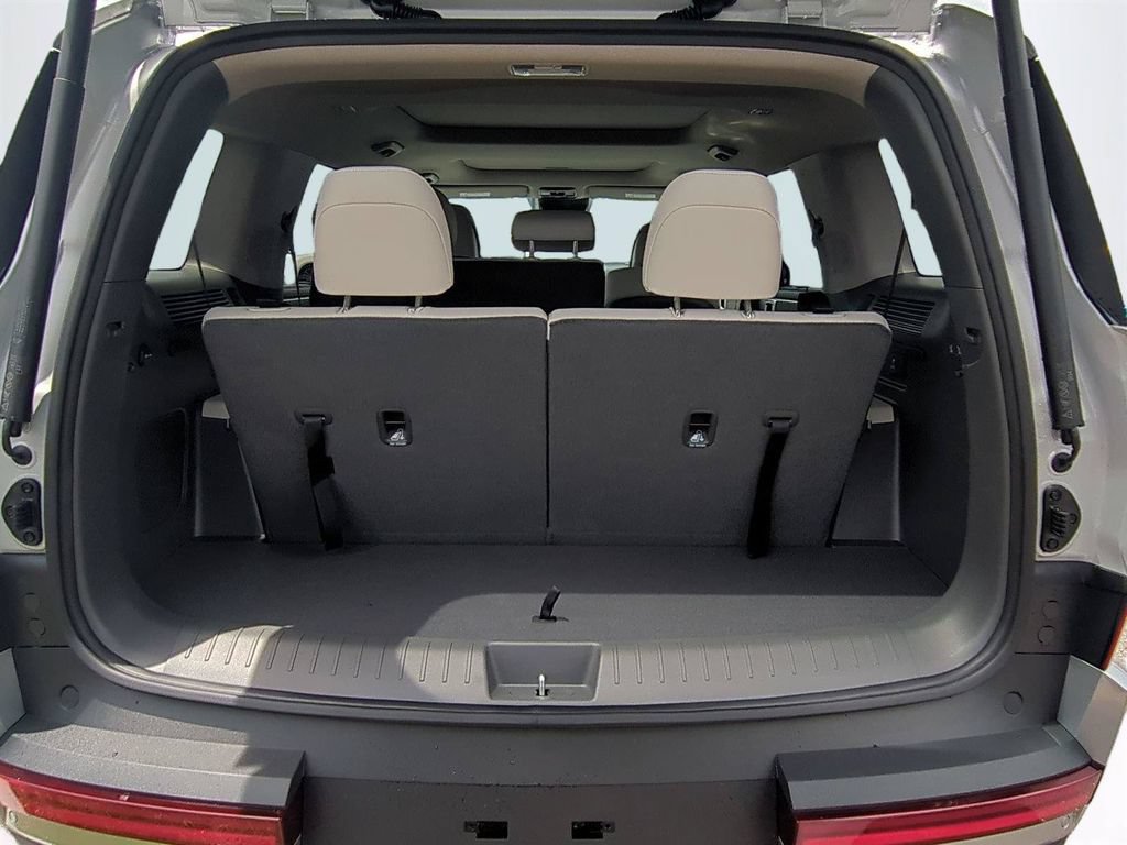 New 2026 Hyundai Santa Fe Limited FWD image 14