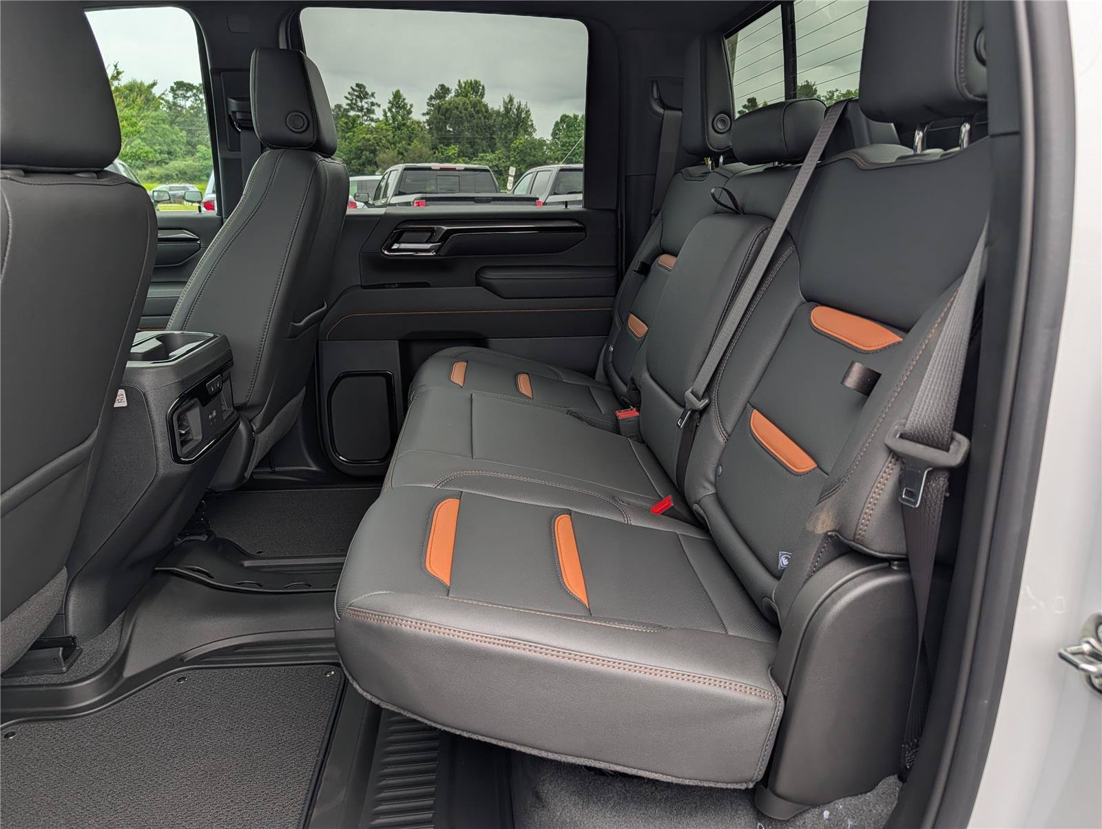 New 2026 GMC Sierra 2500 AT4 w/ AT4 Premium Plus Package AWD/4WD image 35