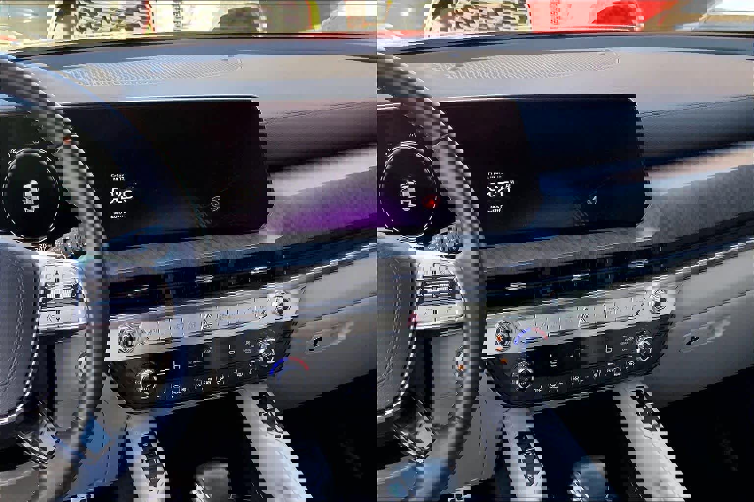 Used 2025 Kia Telluride SX image 7