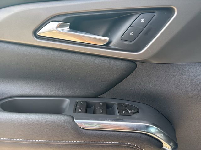 New 2026 Chevrolet Traverse LT w/ Driver Confidence Package image 25