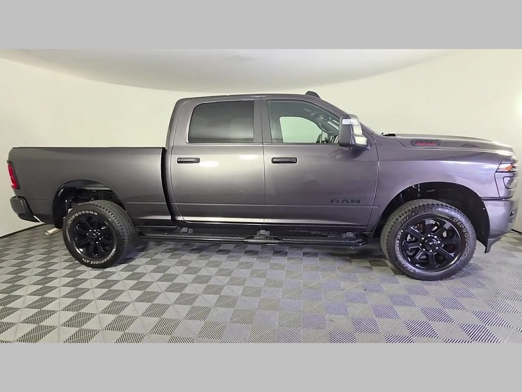 Used 2025 RAM 2500 Big Horn AWD/4WD image 36