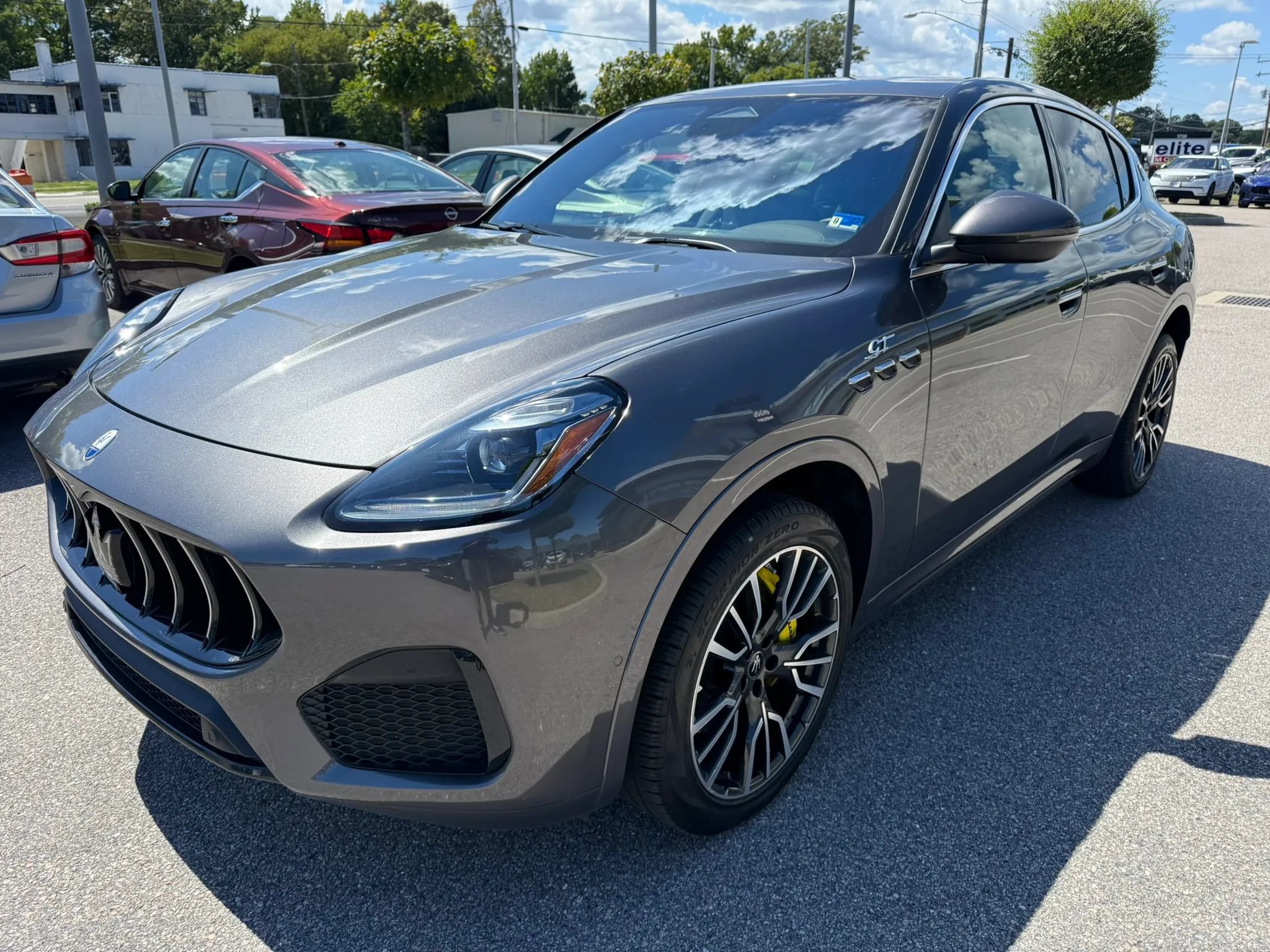 Used 2023 Maserati Grecale GT AWD/4WD image 3