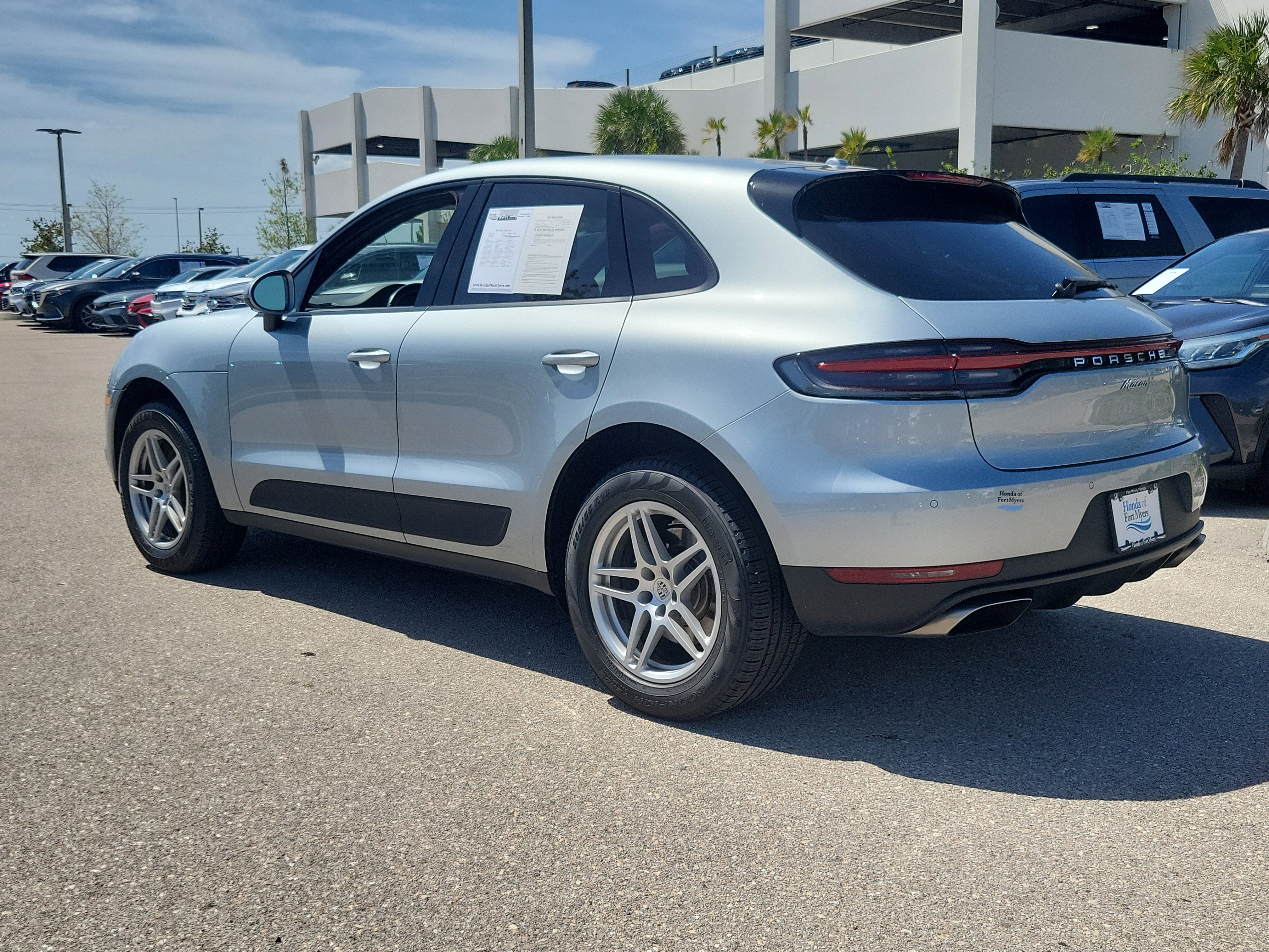 Used 2019 Porsche Macan AWD/4WD image 4