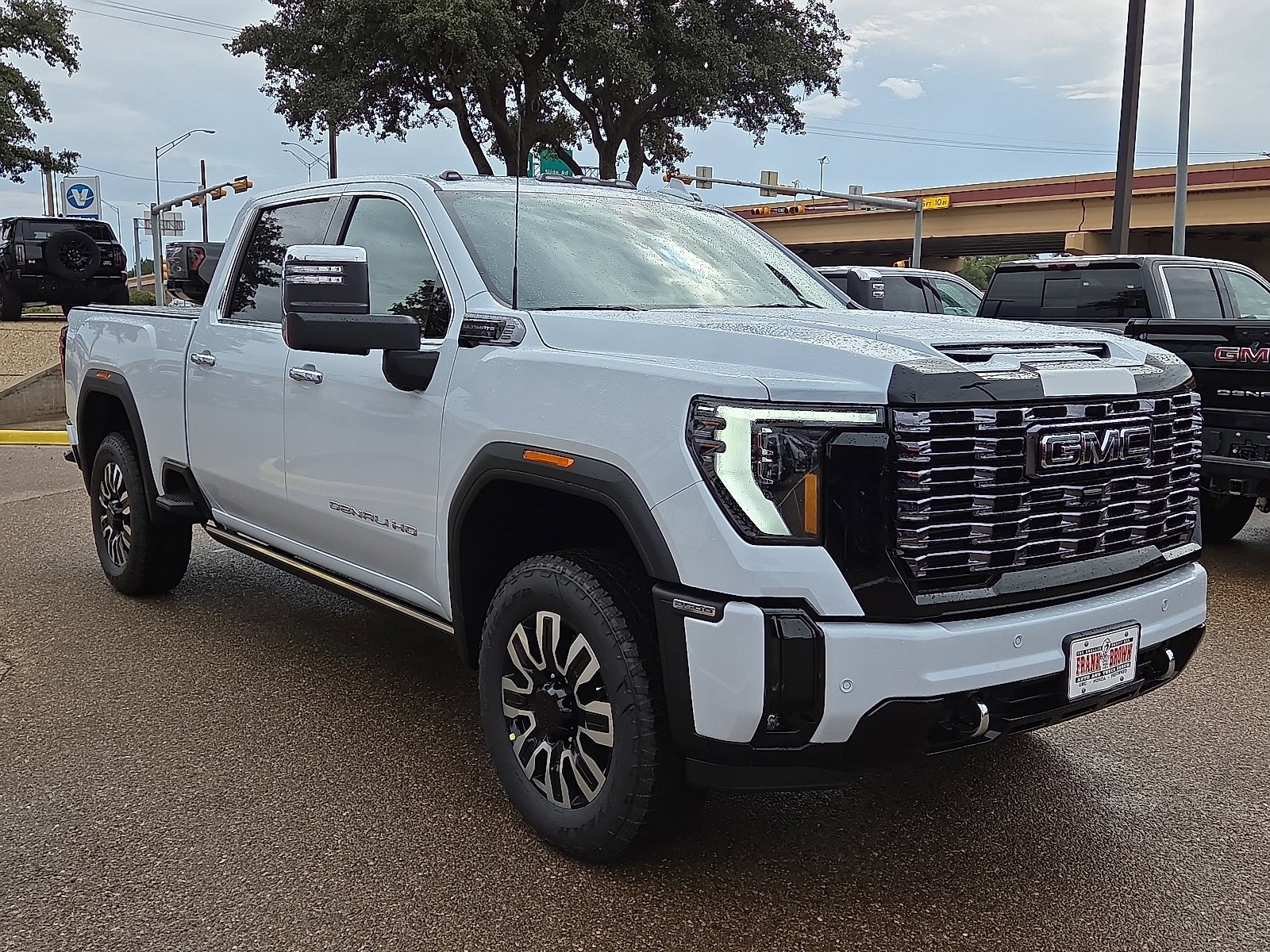 New 2026 GMC Sierra 2500 Denali Ultimate image 5