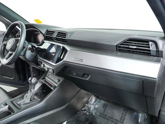 Used 2024 Audi Q3 2.0T Premium AWD/4WD image 23