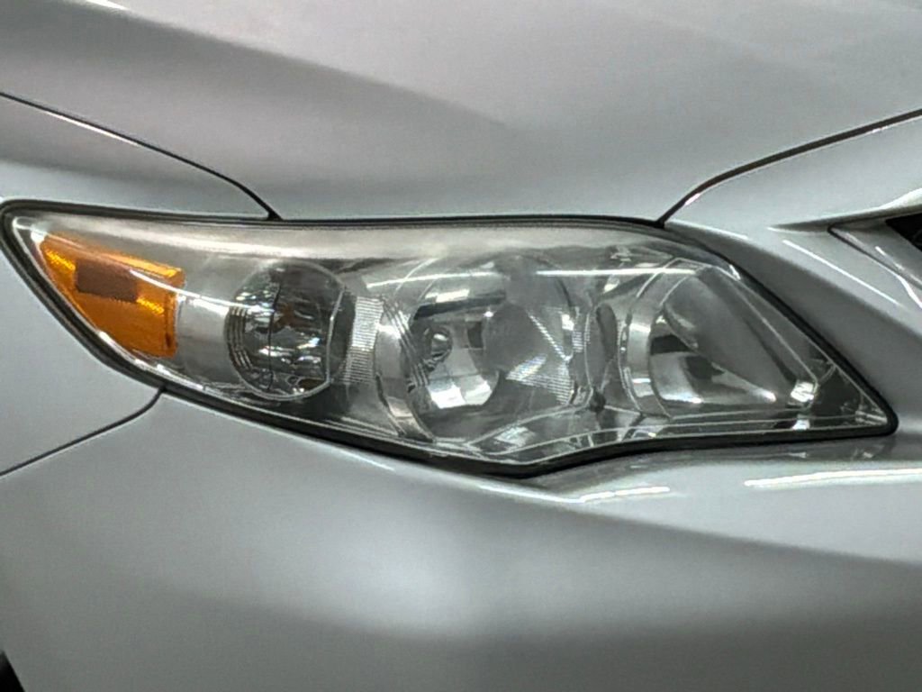Used 2012 Toyota Corolla LE FWD image 27