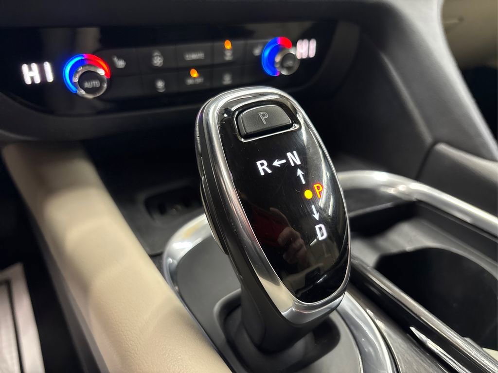 Used 2019 Buick Enclave Essence image 30