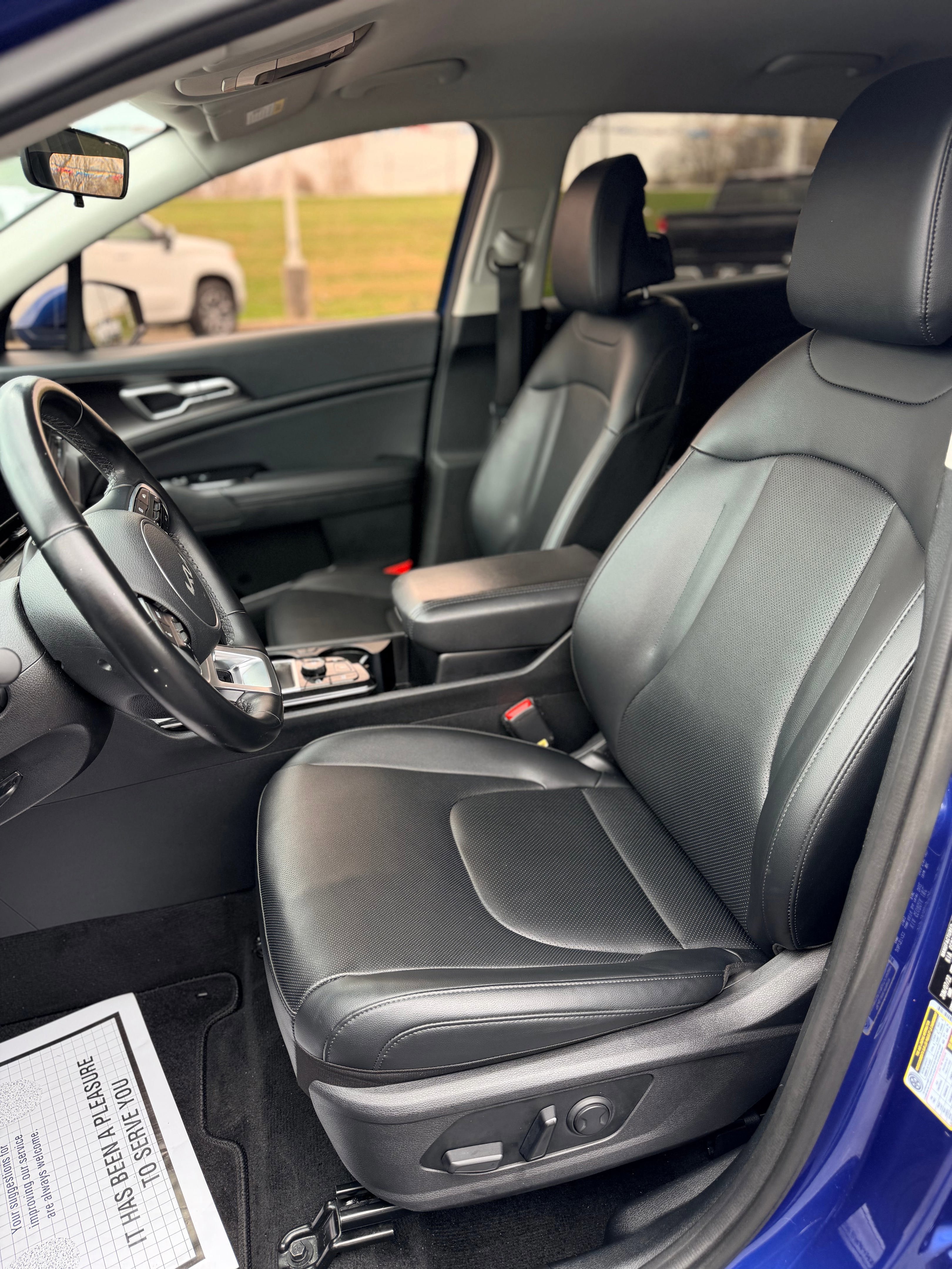 Used 2023 Kia Sportage EX FWD image 11