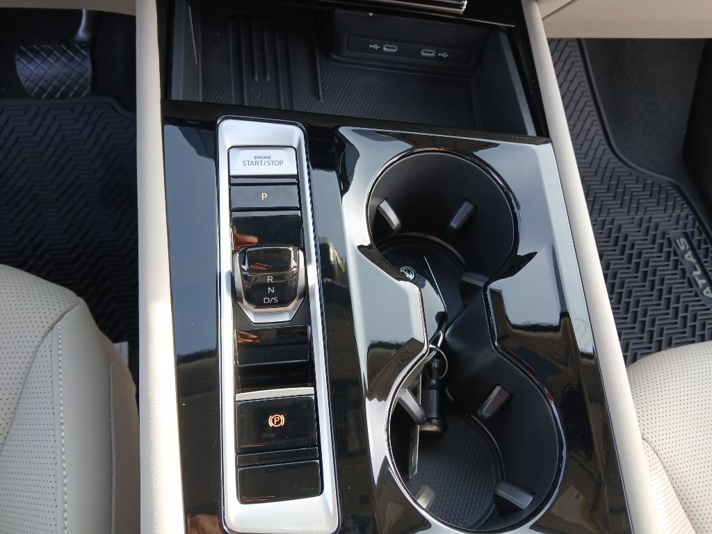 New 2026 Volkswagen Atlas SEL AWD/4WD image 17