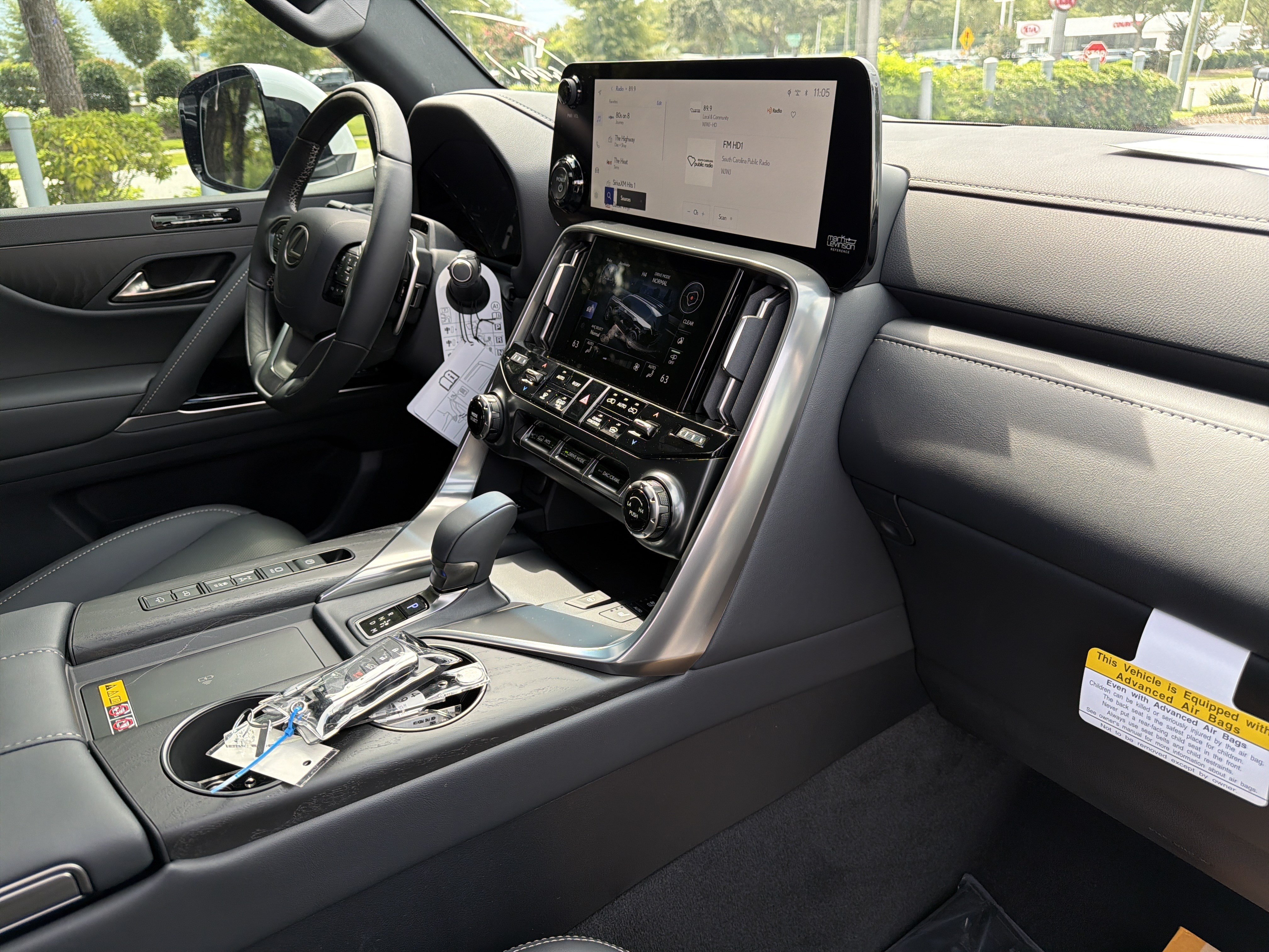 New 2026 Lexus LX 700h Luxury AWD/4WD image 34